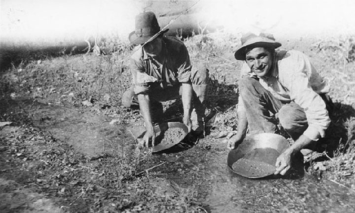 Eldoradoville, gold prospectors